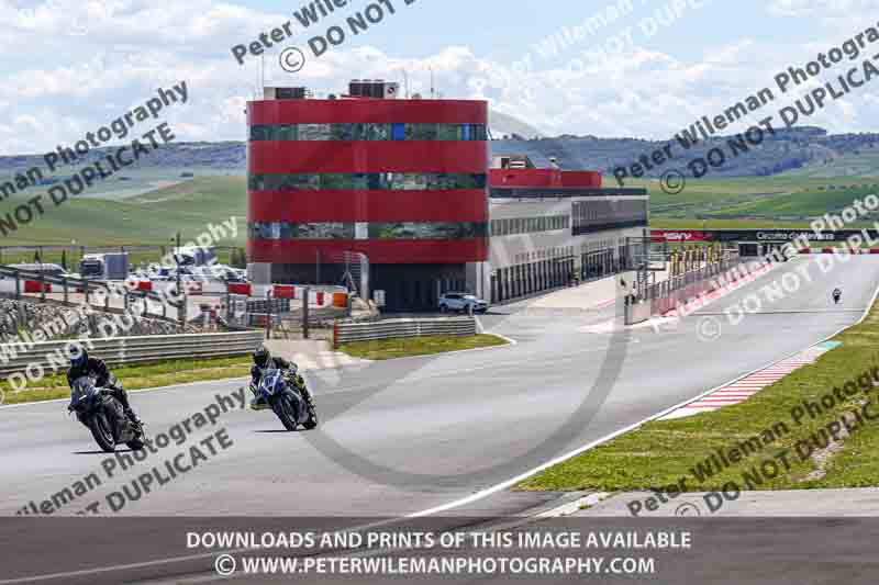 cadwell no limits trackday;cadwell park;cadwell park photographs;cadwell trackday photographs;enduro digital images;event digital images;eventdigitalimages;navarra;no limits trackdays;peter wileman photography;racing digital images;trackday digital images;trackday photos